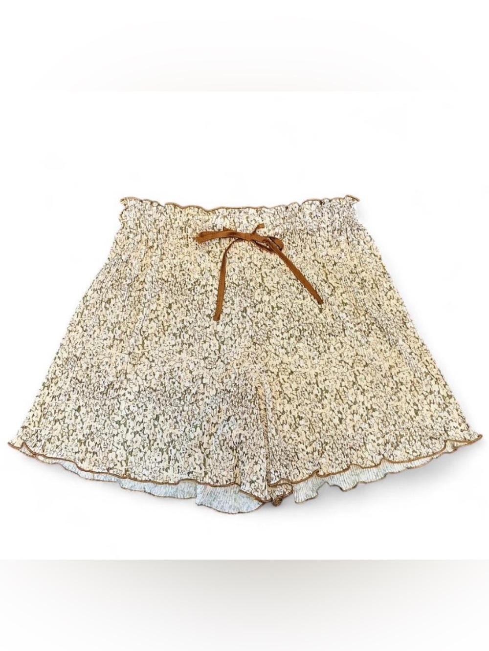 NWT EASEL LA Floral Smocked High Waisted Ruffle Shorts - M